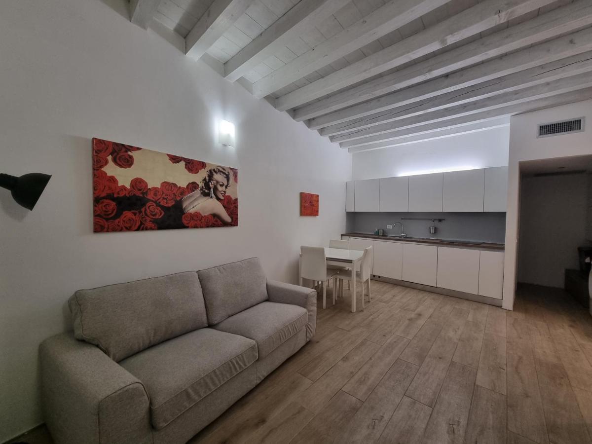 Profumo Di Lago Desenzano-By Goccia Di Lago Desenzano del Garda Exterior foto